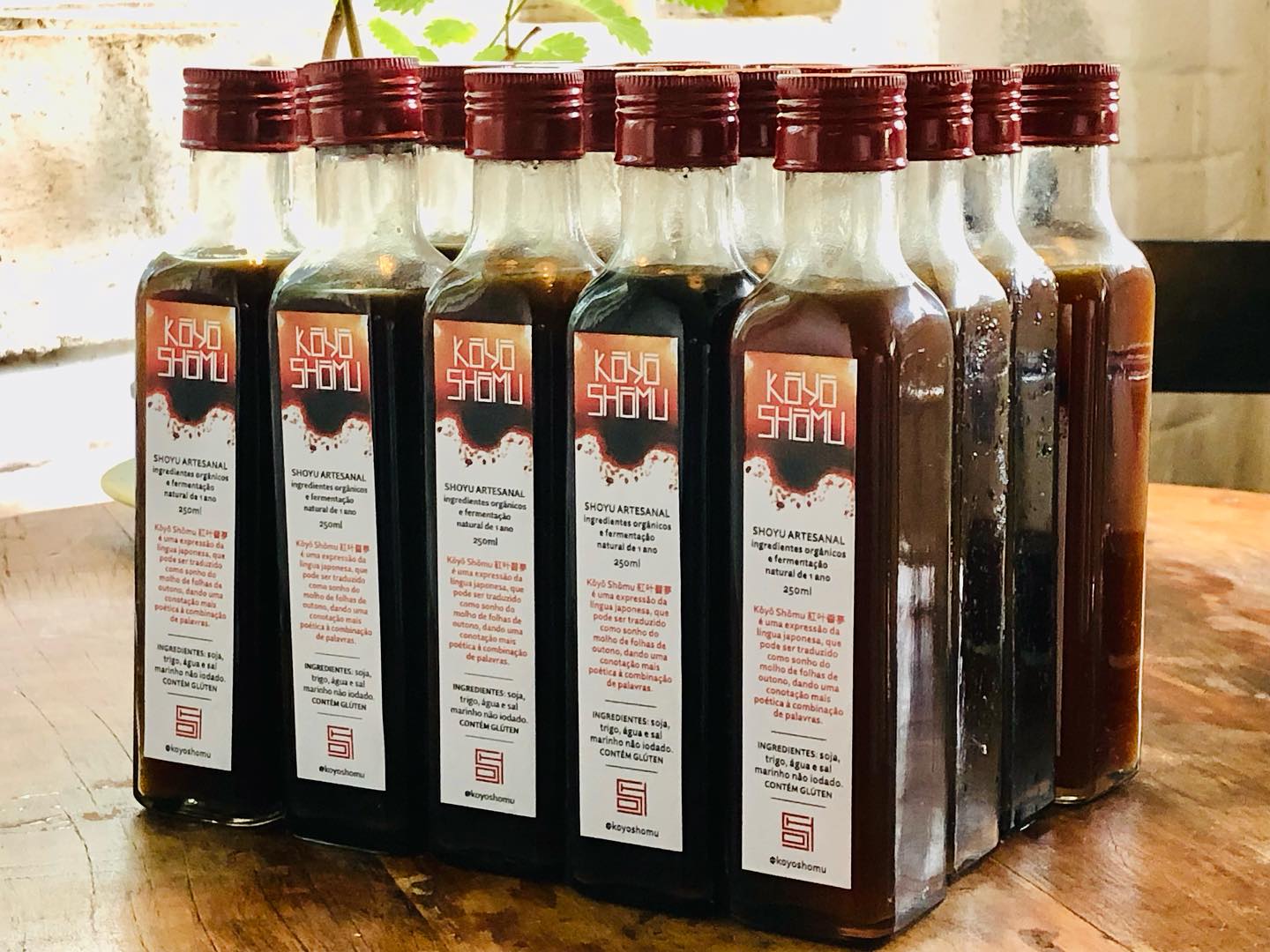 1º lote do shoyu Koyo Shomu está pronto! Apenas 20 unidades! 

Entre e contato e garanta o seu. 

#shoyu
#shoyuorganico 
#shoyuartesanal